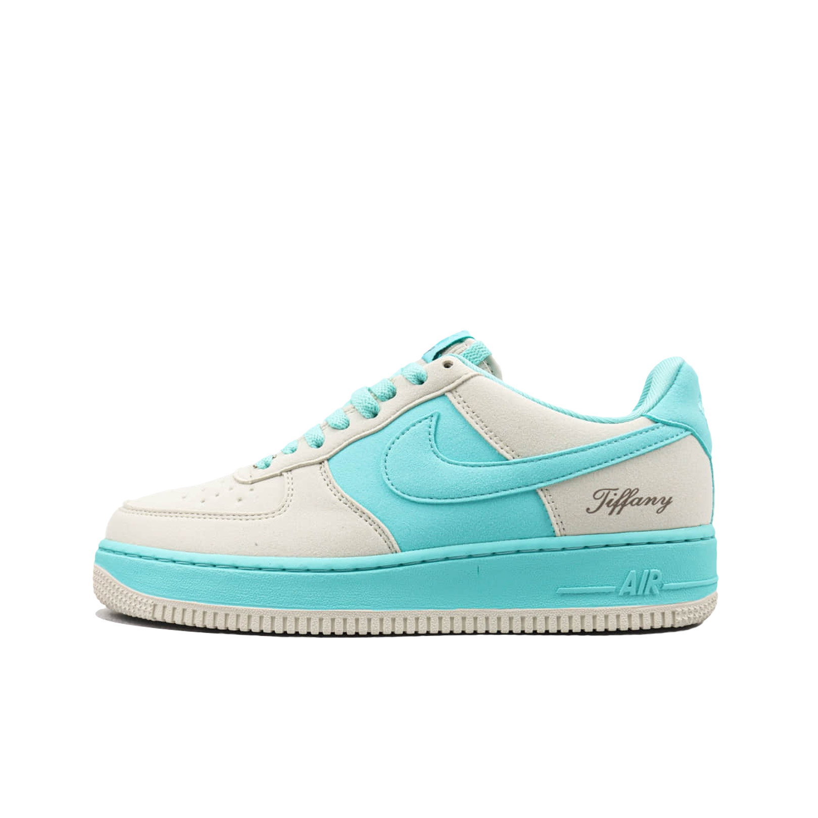 【NIKE】★日本国内では未発売🔥NIKE X TIFFANY AIR FORCE 1 LOWが新たなカスタムシューズで再登場★超人気■男女兼用🔥お見逃しなく！