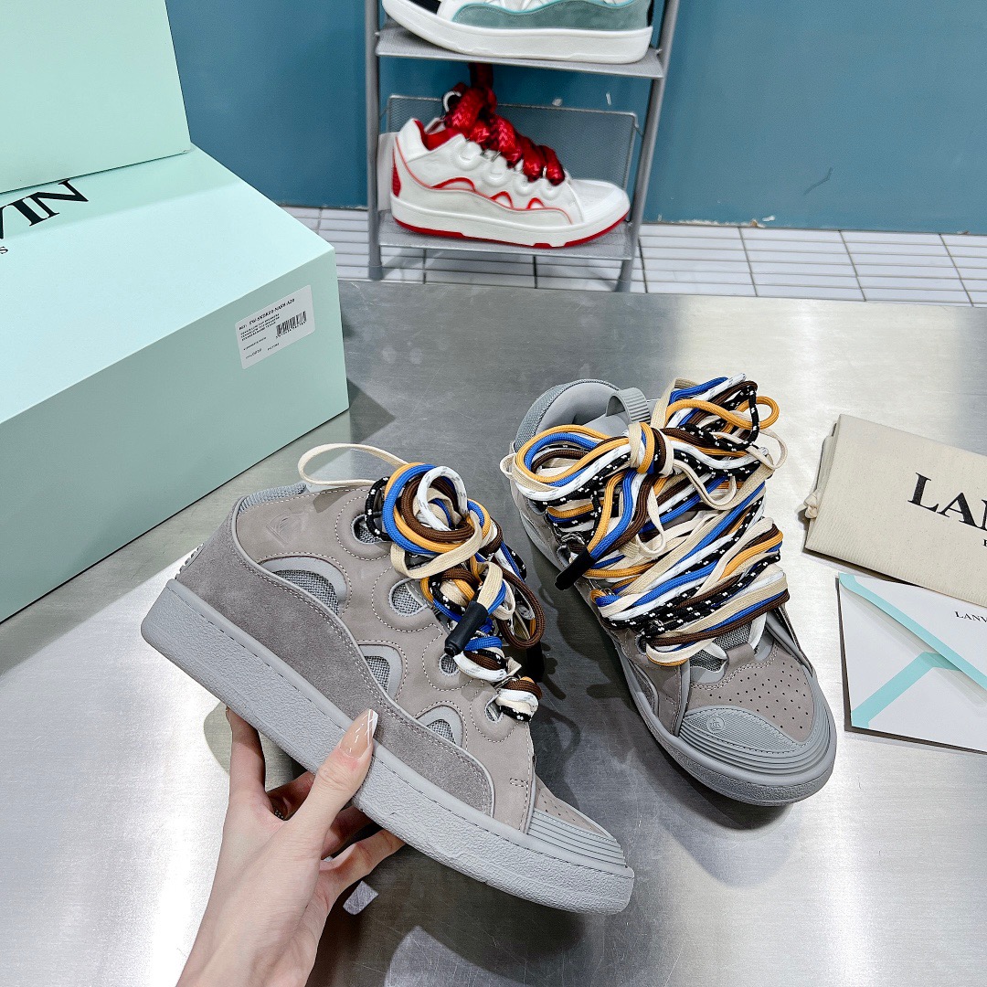 LAN Leather Curb 9