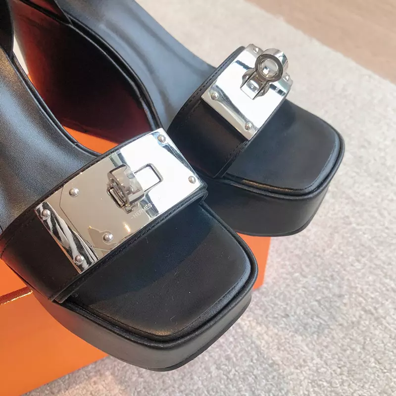 Classical High Quality Real Leather heels Sandals LX-872303