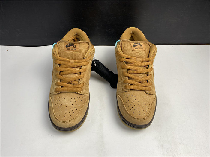 NK SB Dunk Low Wheat BQ6817-204
