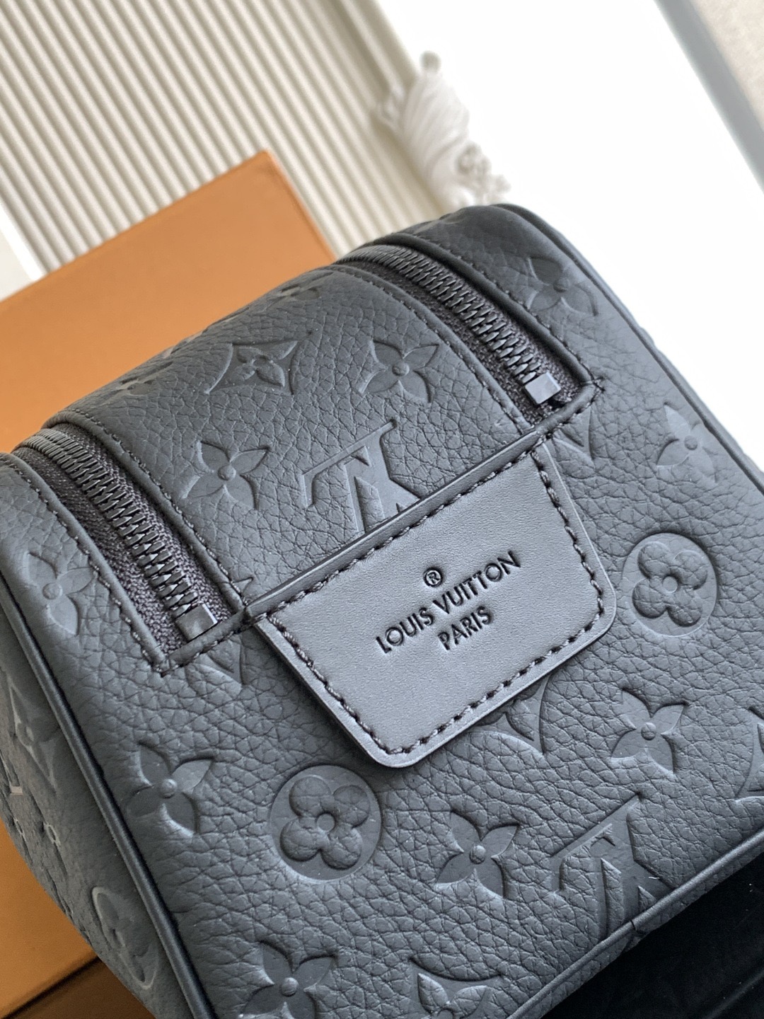 LV Shoulder handbag 28*15*16.5cm