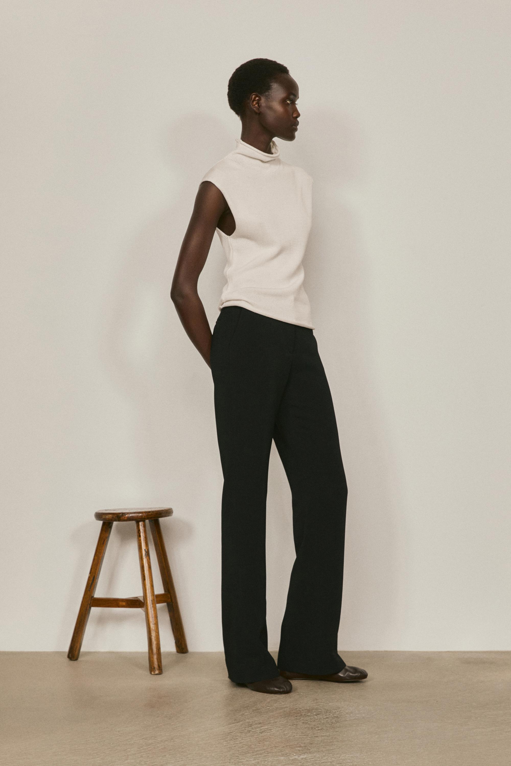 Pantalón satinado flare fit - LIMITED EDITION