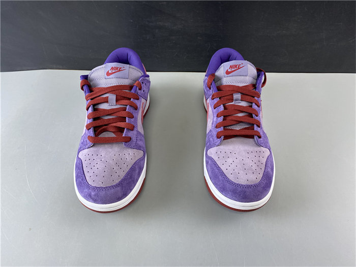 NK Dunk Low Plum CU1726-500