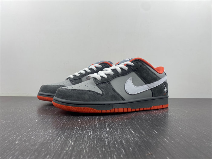 NK SB Dunk Low 304292-011