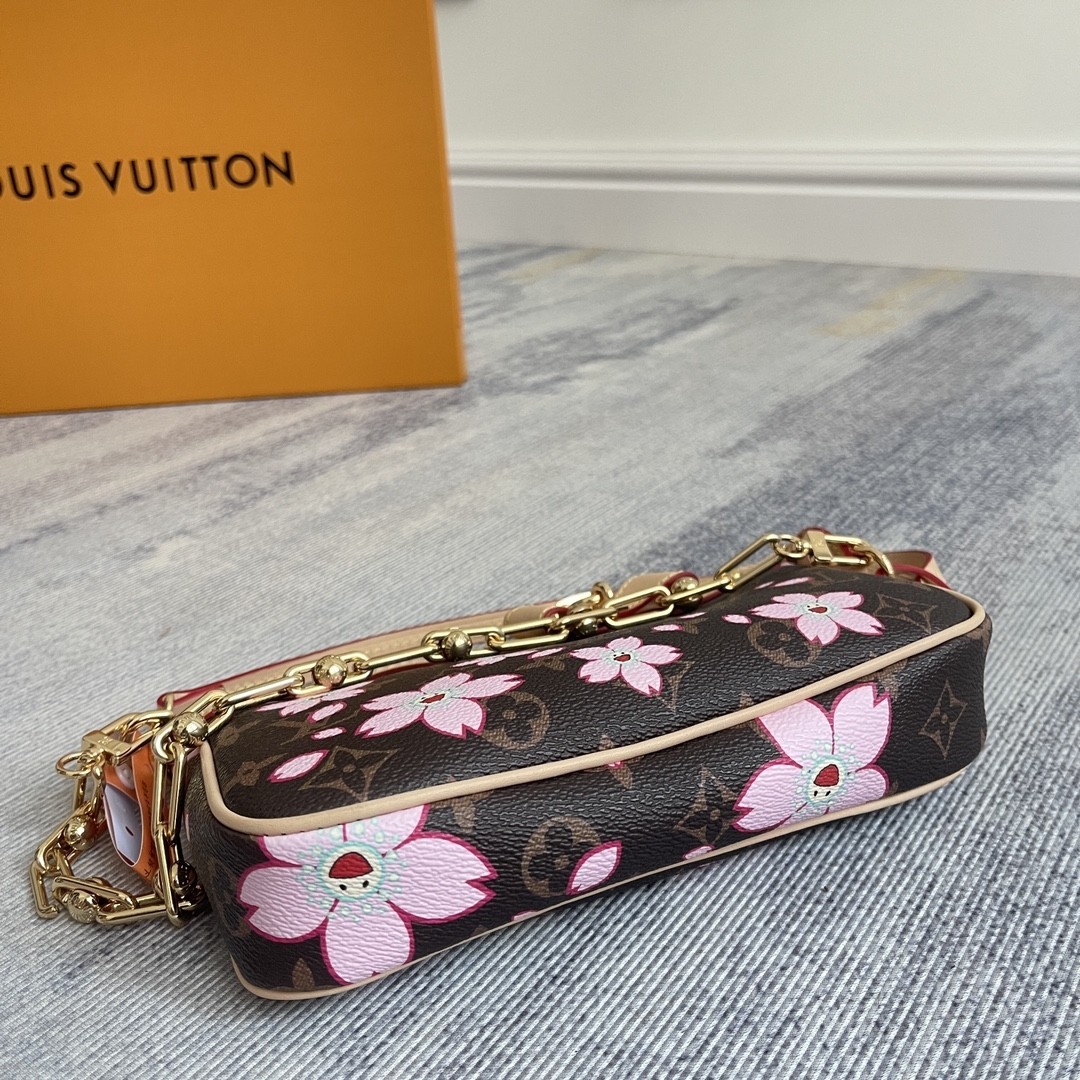 LV x TM POCHETTE ACCESSOIRES Bag M13666 13x4x22cm