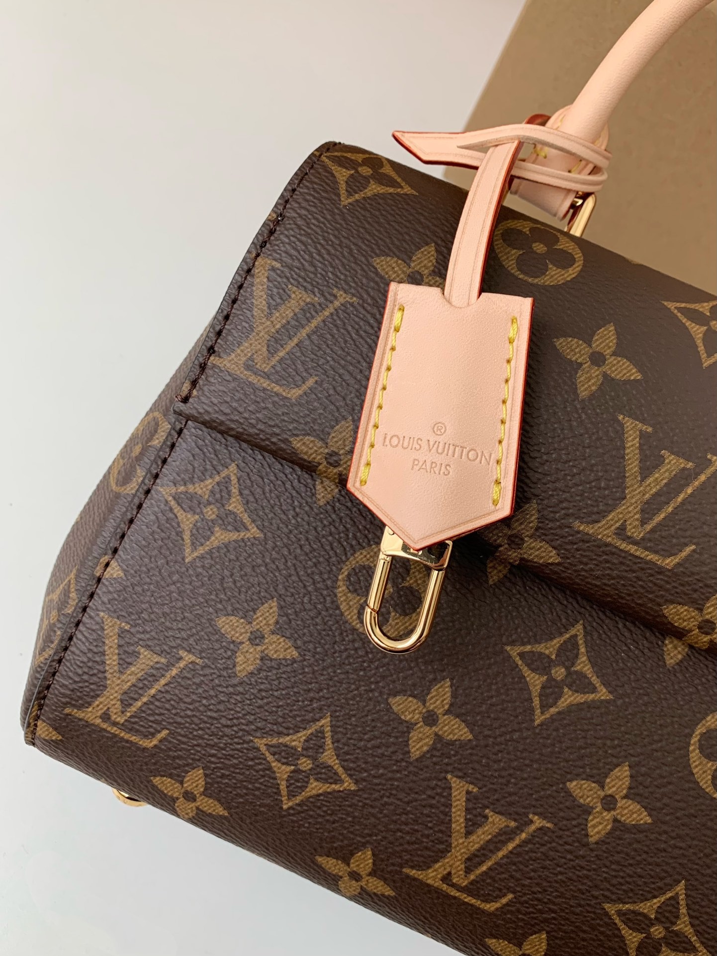 LV  CLUNY  20*16*7.5cm