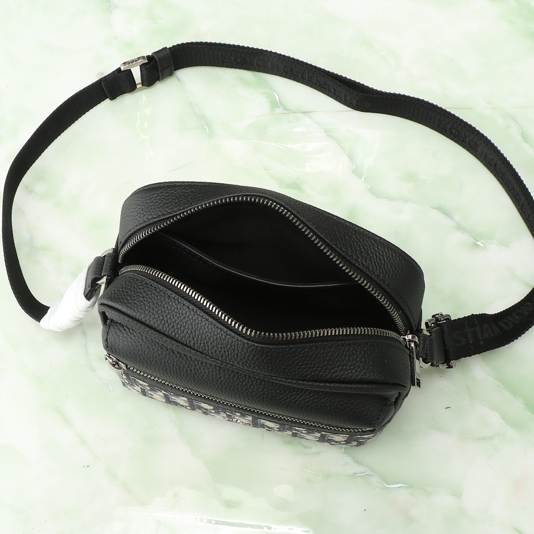 DR Messenger Bags 18.5x13.5x7cm