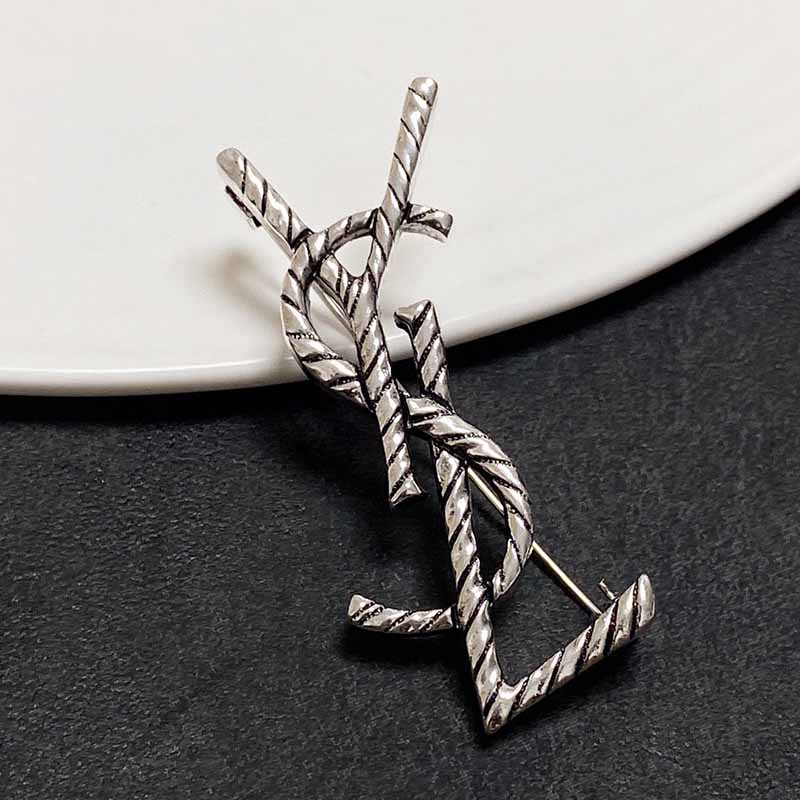 Silver Brooch QTXZ-9110026