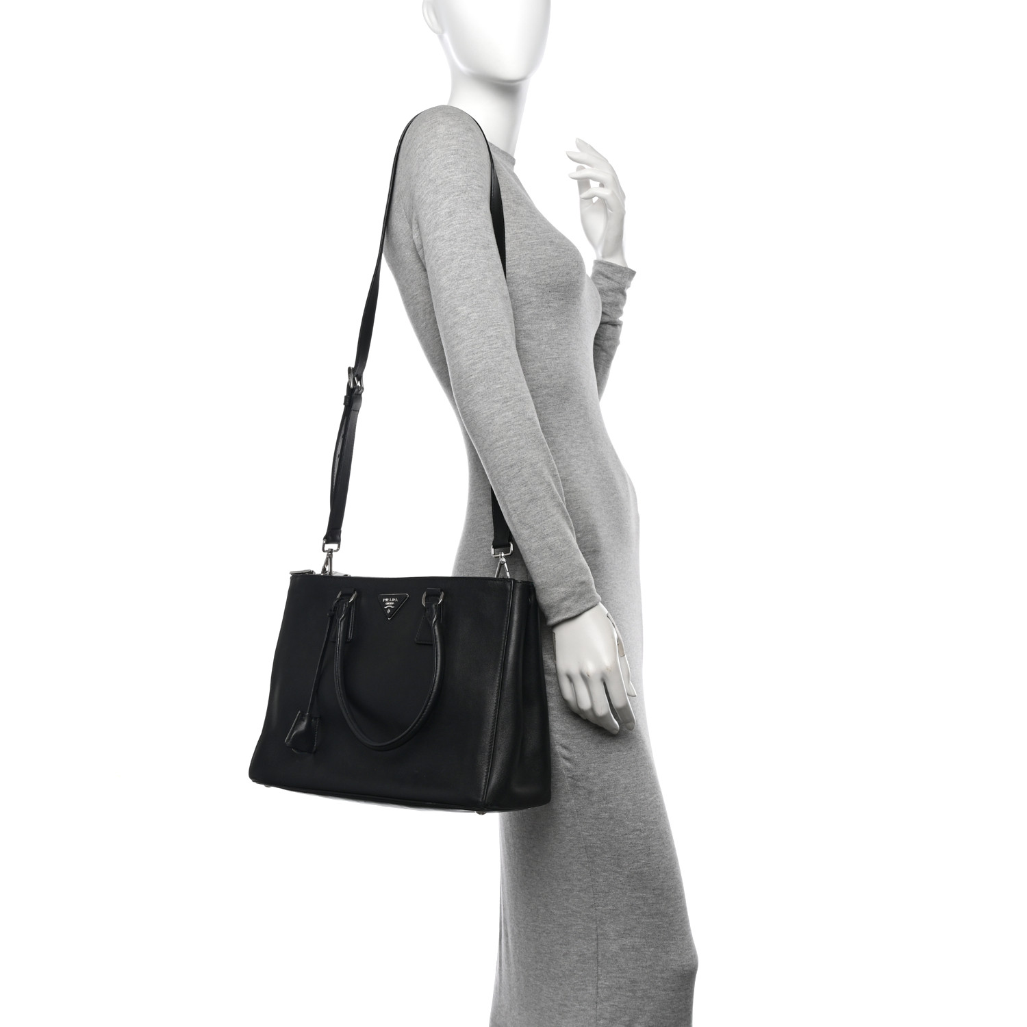 City Calf Bi-Color Medium Galleria Double Zip Tote Black Celeste