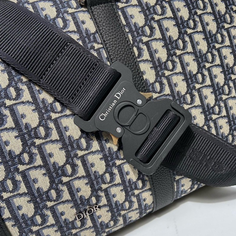 DR Travelling bag 49x22.5x26.5cm