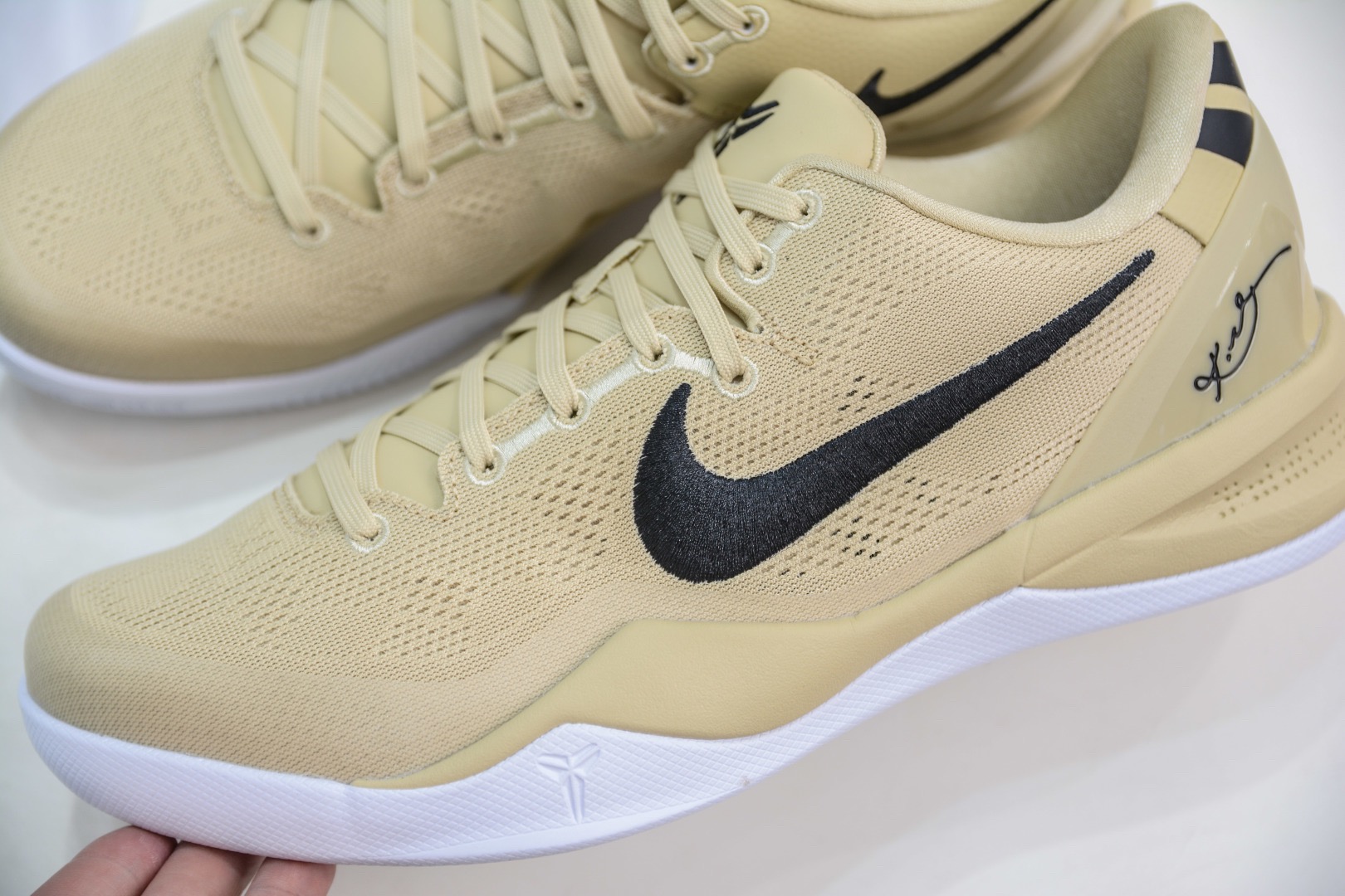 NK Kobe 8 Zoom Kobe Vlll System