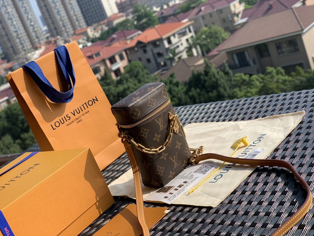 LV PHONE BOX M44914 11x8x4cm
