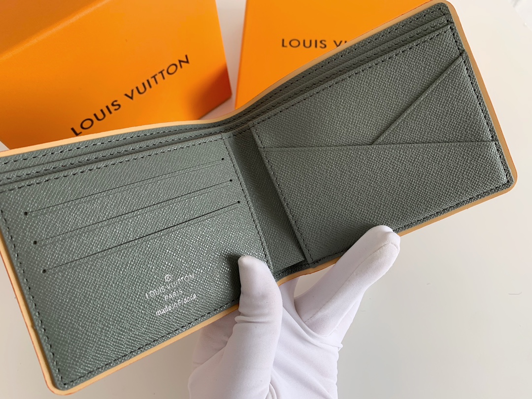 Wallet 4.5″x3.5″x0.6″ BB-918000229