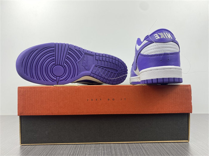 NK Dunk Low Flip the Old School DJ4636-100