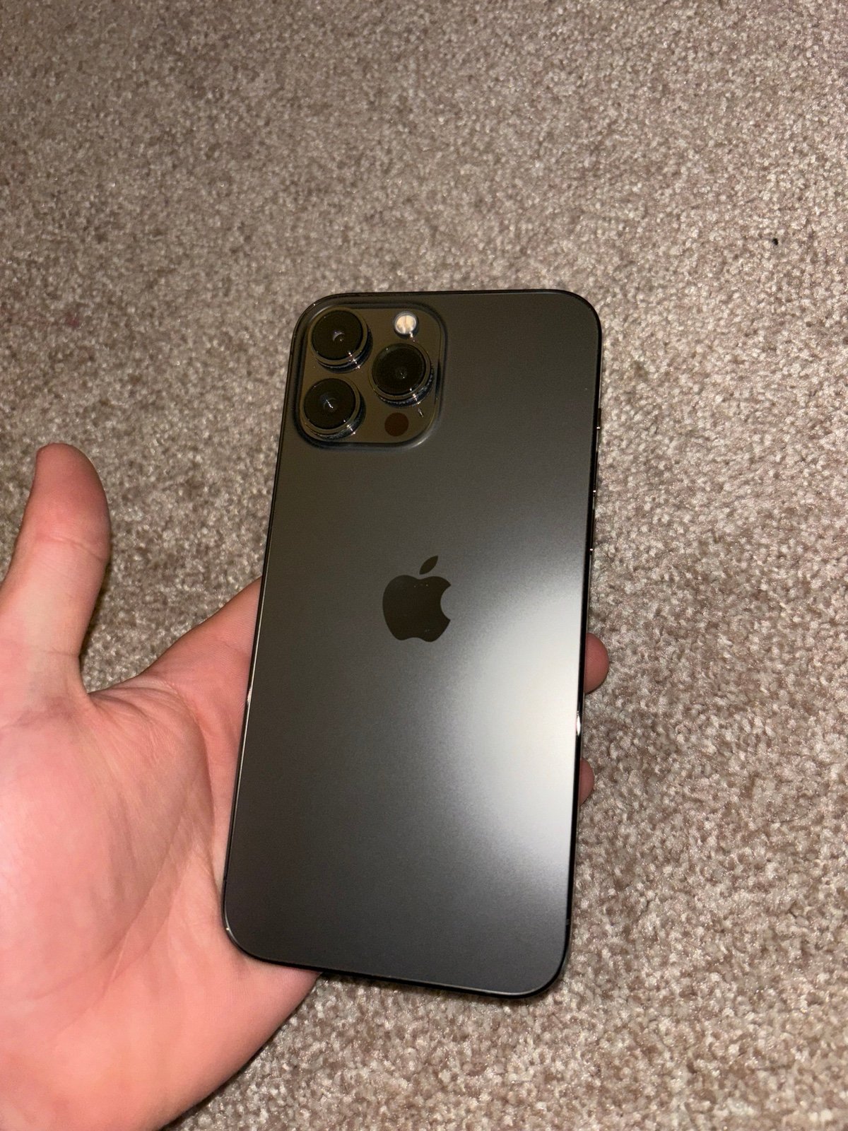 Apple iPhone 13 Pro Max 128 GB in Graphite Unlocked 9Y76