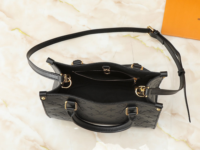 Leather 9.8″x4.3″x7.5″ Totebag with Charm Adjustable Strap BB-921504