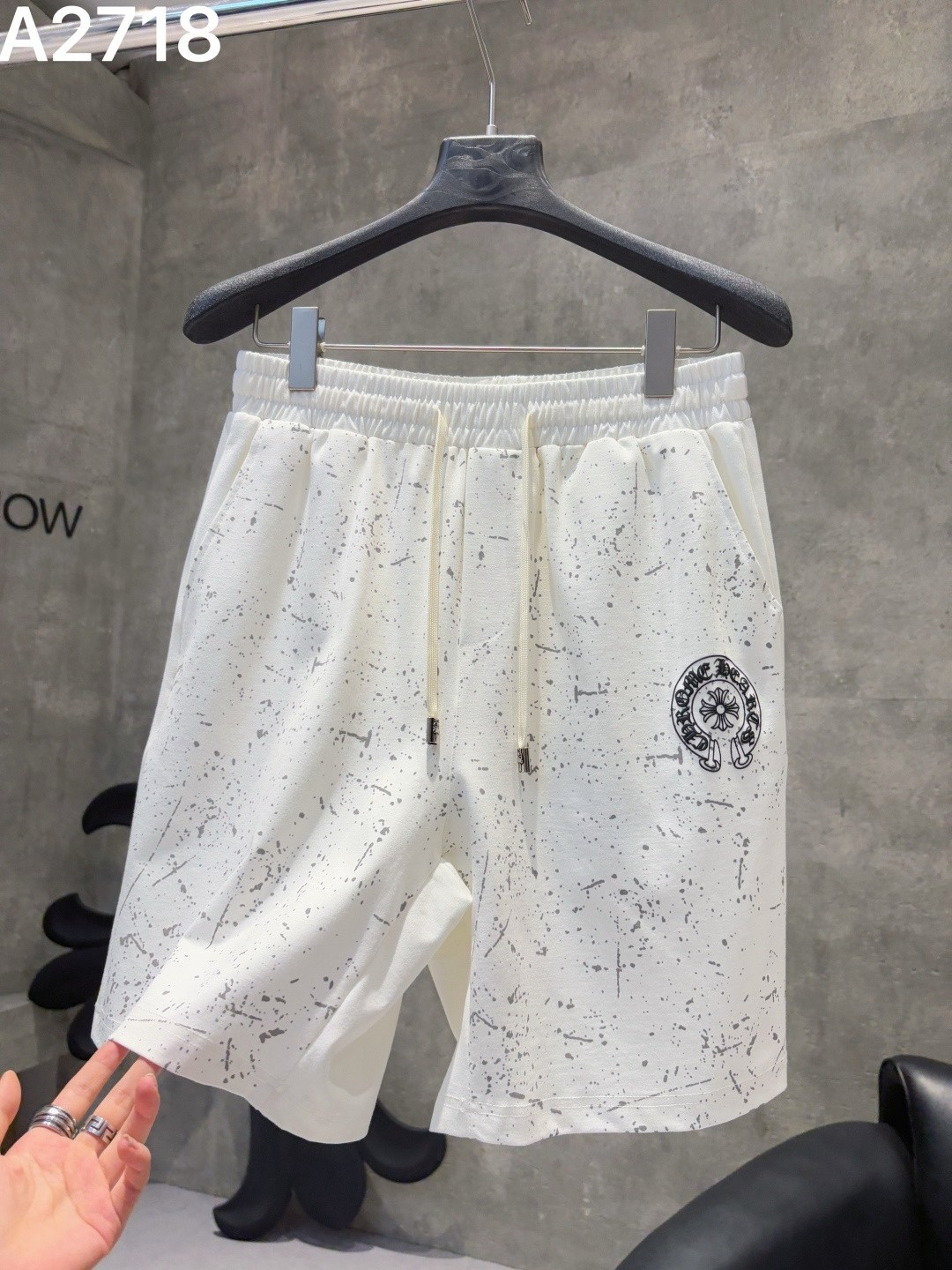 Chrome H Shorts（Multiple colors）