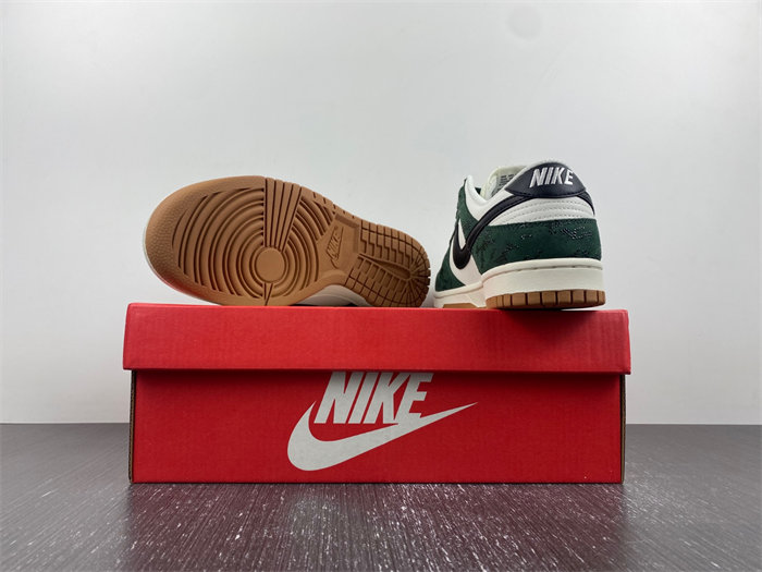 NK Dunk Low “SKU” FQ8893-397