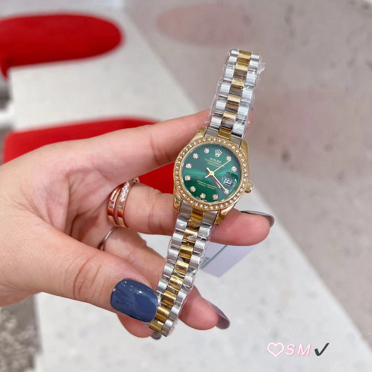 Classic Watch with Metal straps WB-7180011