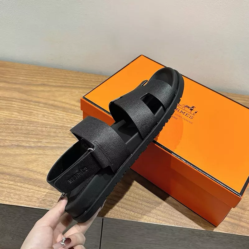 New High Quality Sandals LX-872331