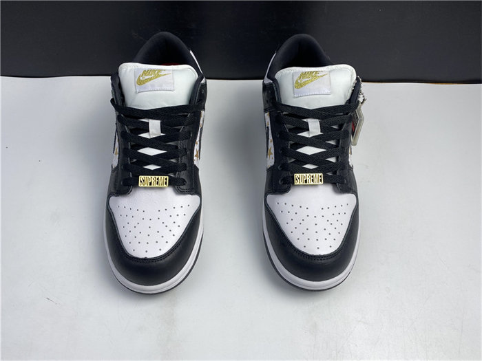 NK SB Dunk Low Supreme Stars Black DH3228-102