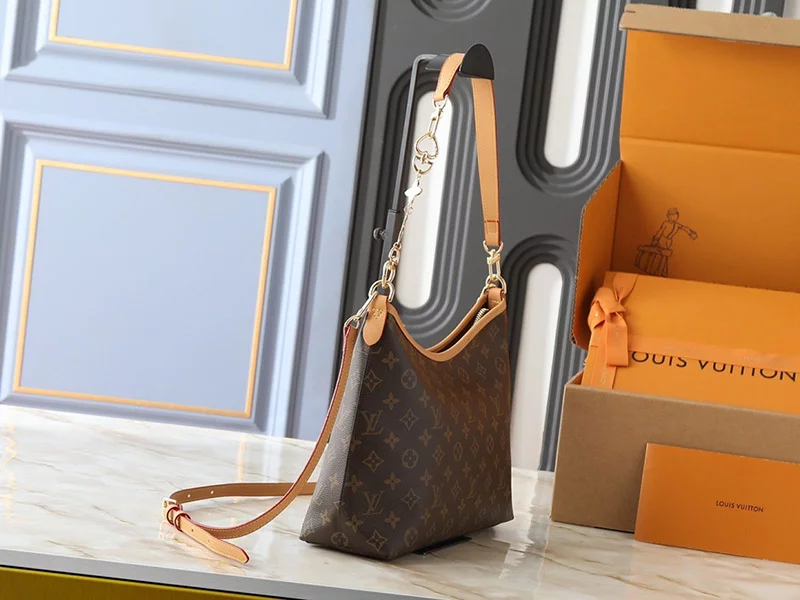 Fashion 11.4″x9.4″x4.7″ Genuine Leather Handbag with Adjustable straps BB-9211030