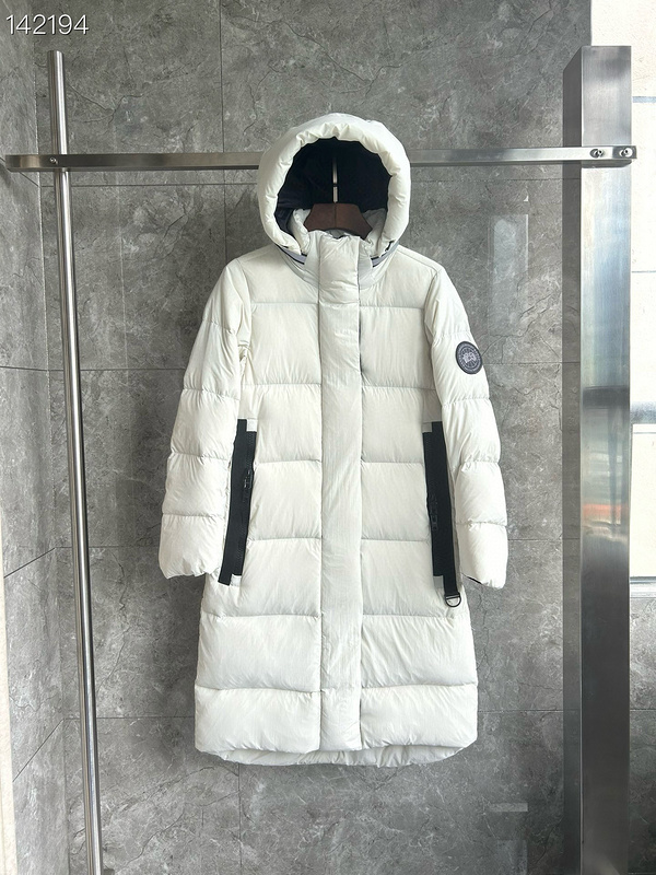 Canada G Long down jacket（ Women's style）