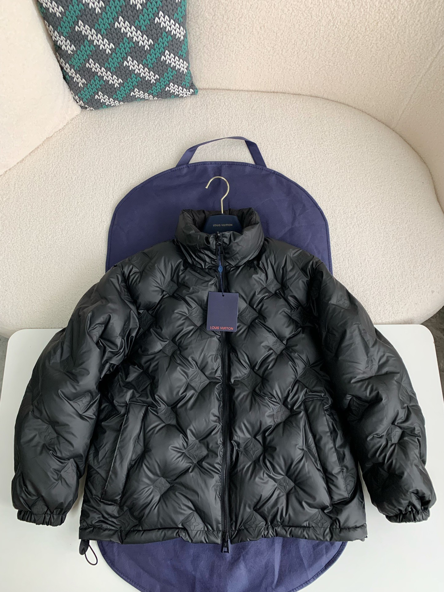LV LOGO Down Jacket