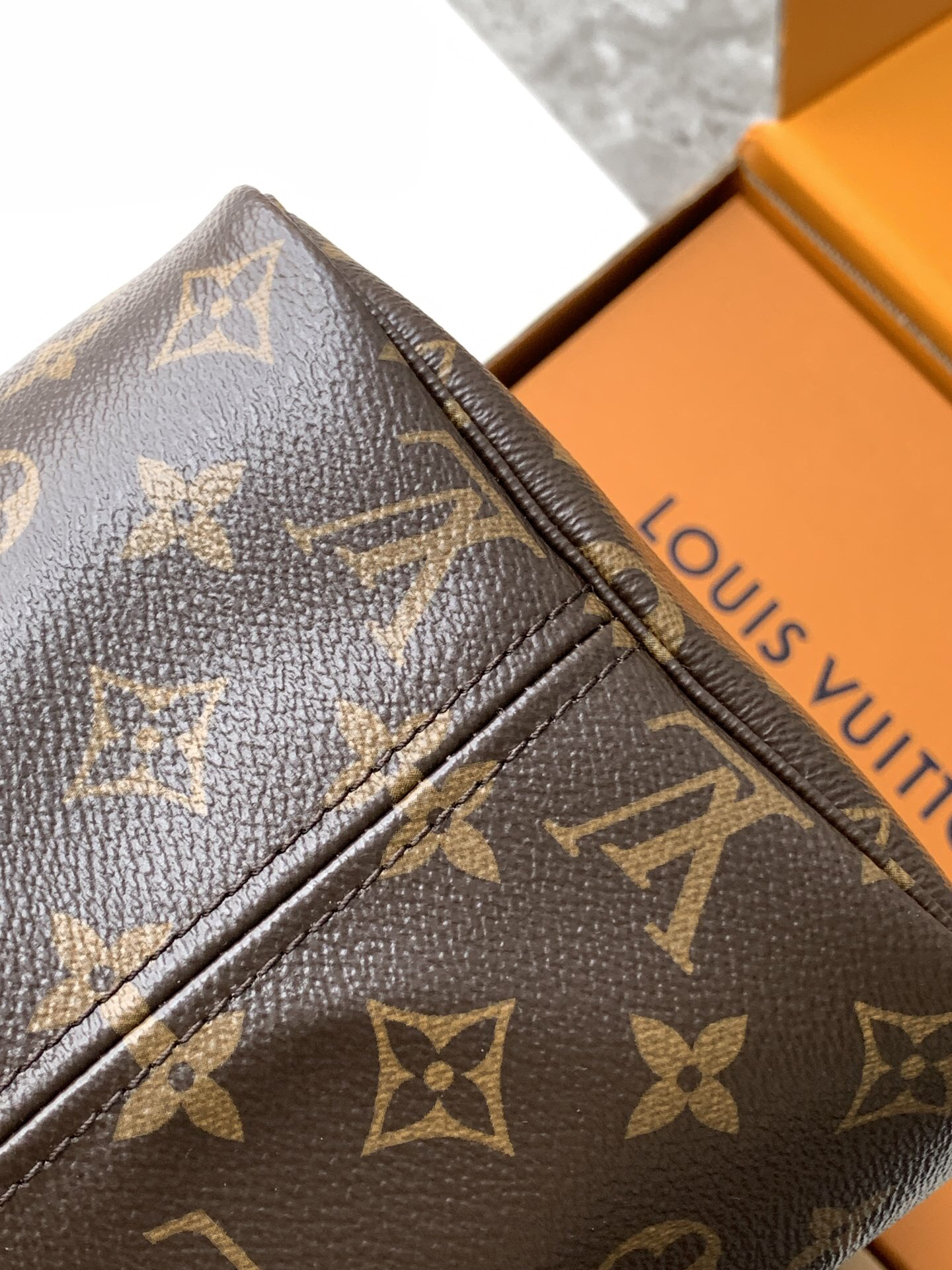 Louis Vuitton Neverfull MM Women Shoulder Bags M46975