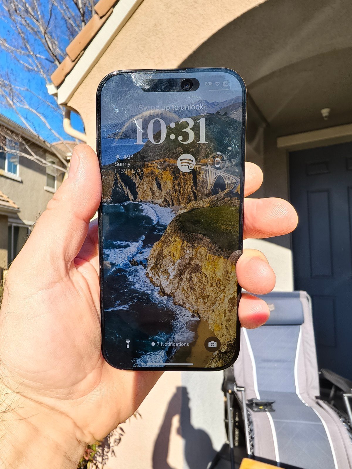iPhone 16 pro 6.3 