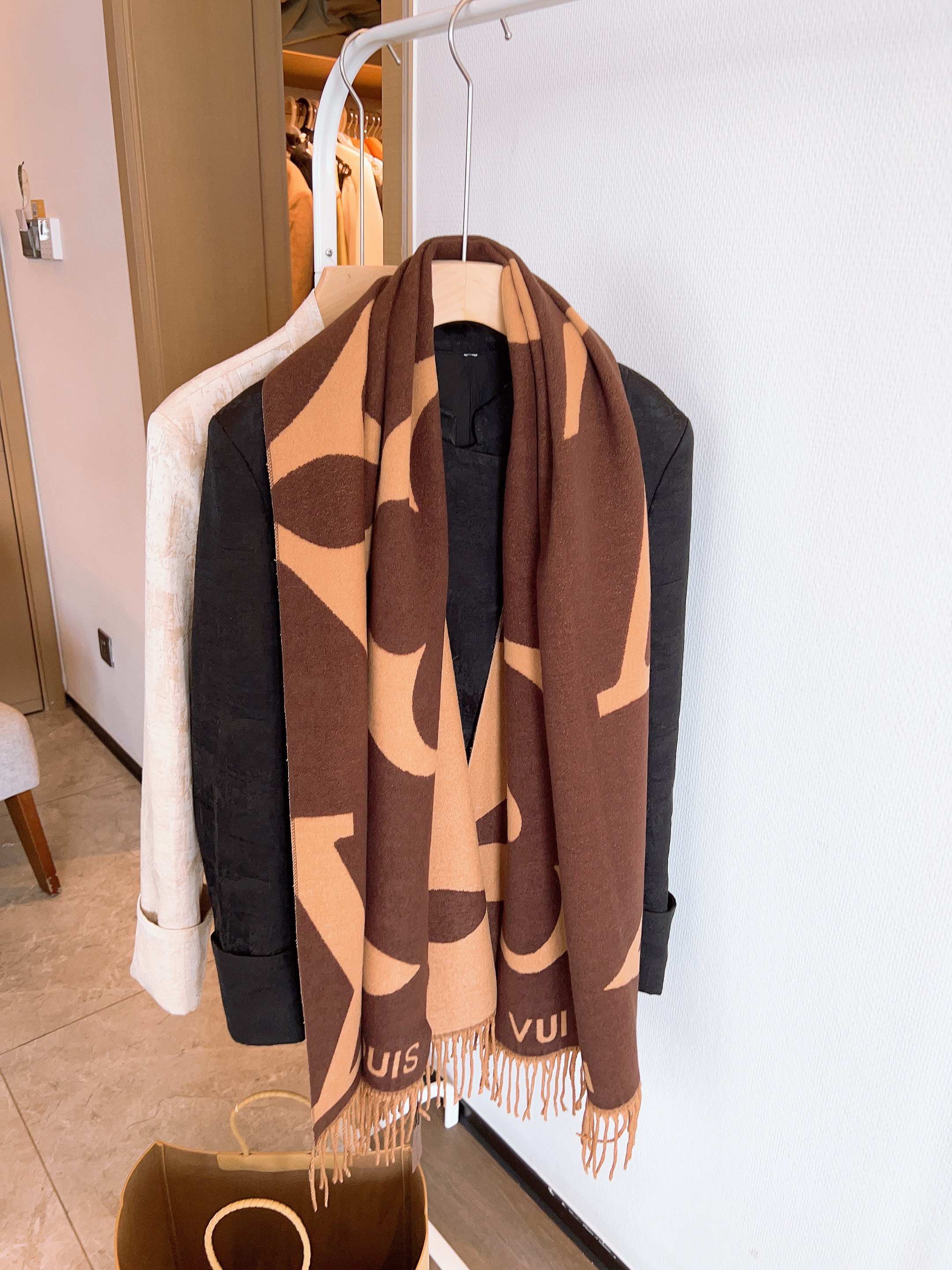 180*65cm Fashion Rabbit Velvet Scarf WJ-985119