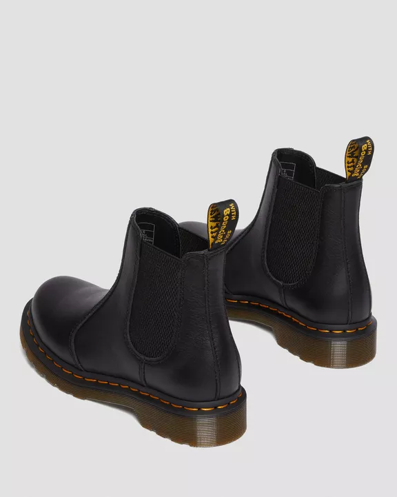 2976 Virginia Leather Chelsea Boots