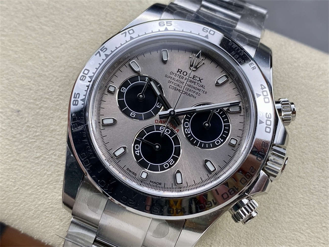 Rolex Daytona Cement Dial Replica – Clean Factory White Gold Bracelet