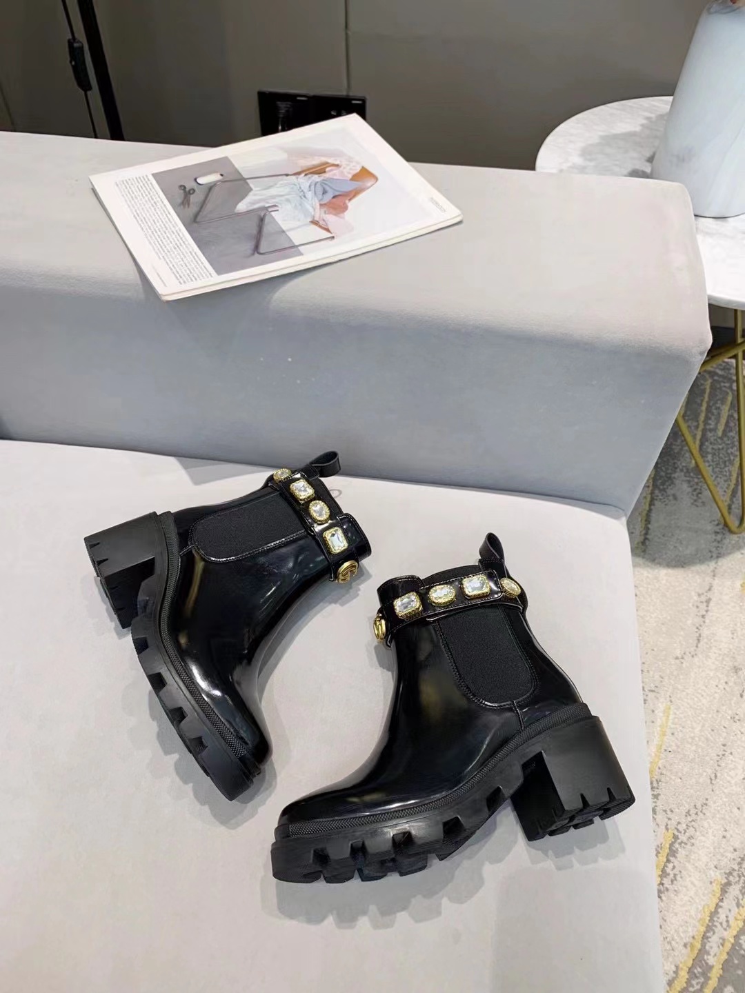 Classic Gemstones High Heels Leather Boot LX-872144