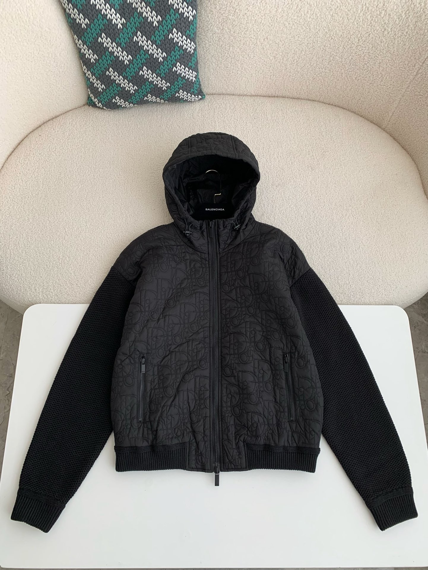 DR FW24 Plain color hooded jacket