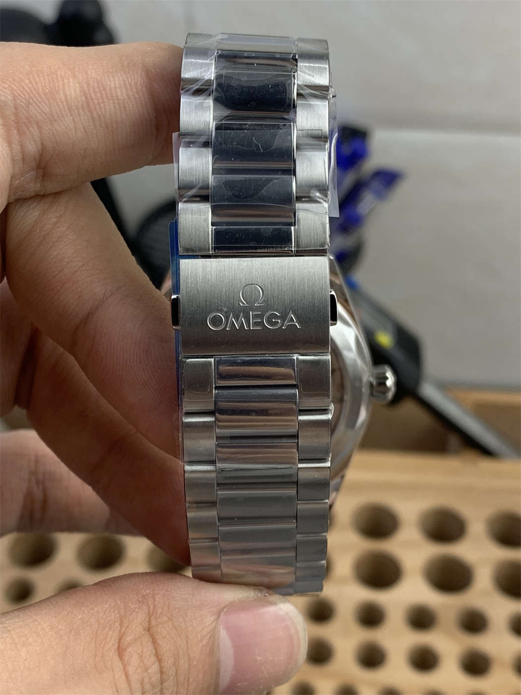 Omega Aqua Terra Replica – VS Factory Seamaster 150M Black Dial with 8900 Clone Movement