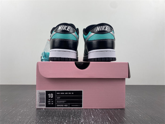 NK SB Dunk Low Diamond Supply Co. Aqua Blue 304292-402
