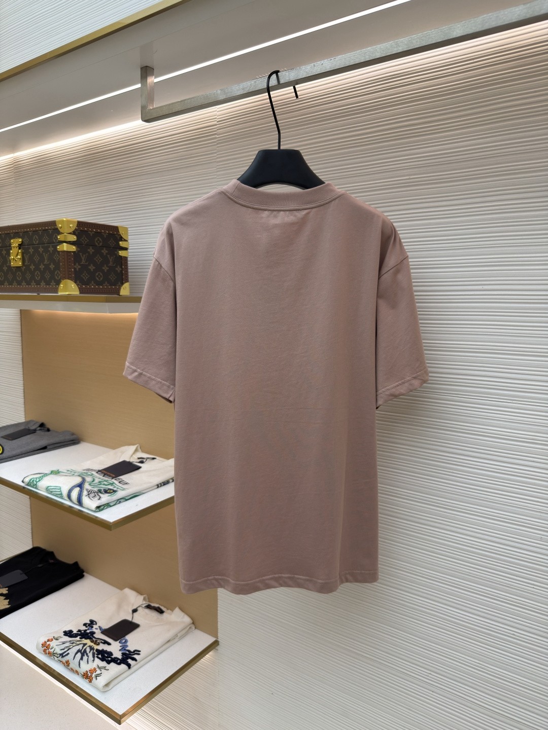 LV T-shirt