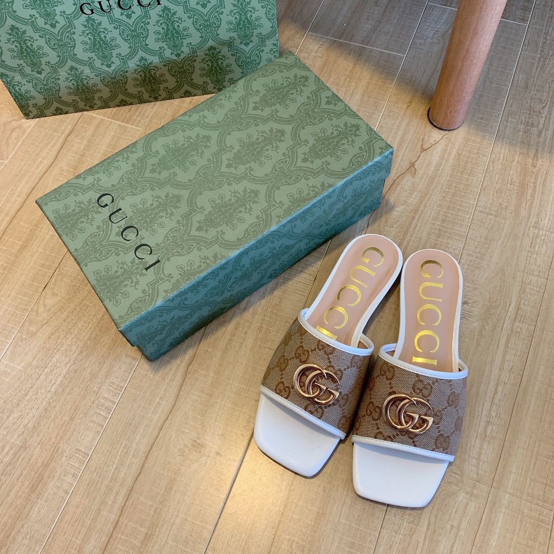 Brown Canvas Embossed Flat Slippers LX-872037