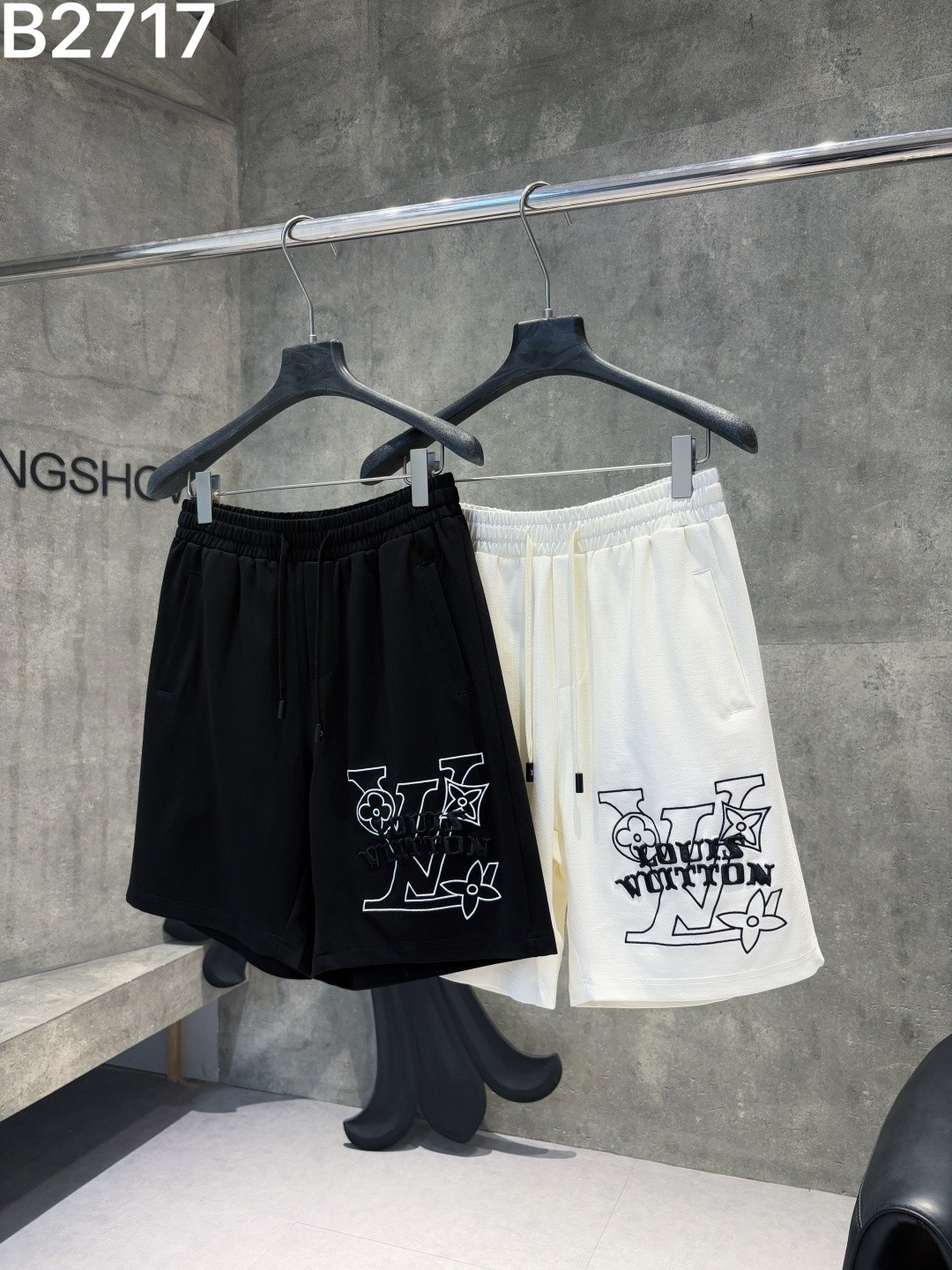 LV Shorts（Multiple colors）