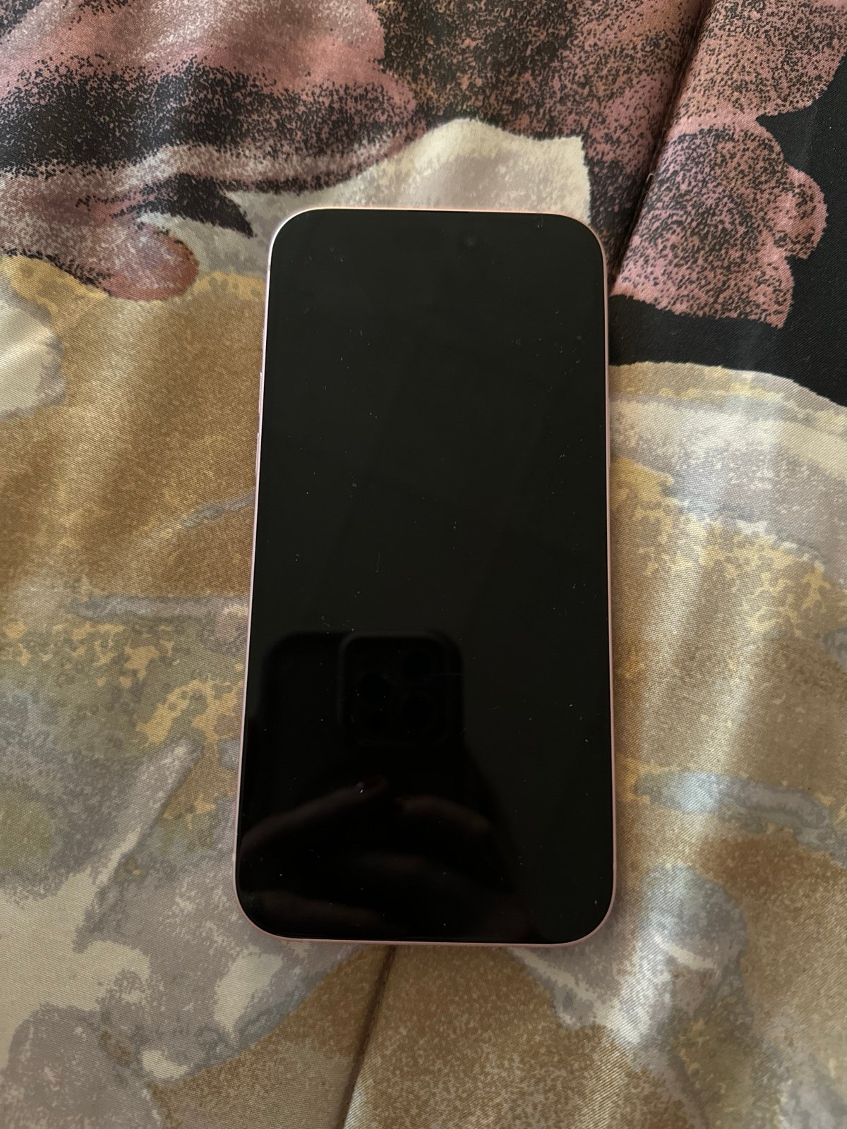 iPhone 15 Plus 7D28