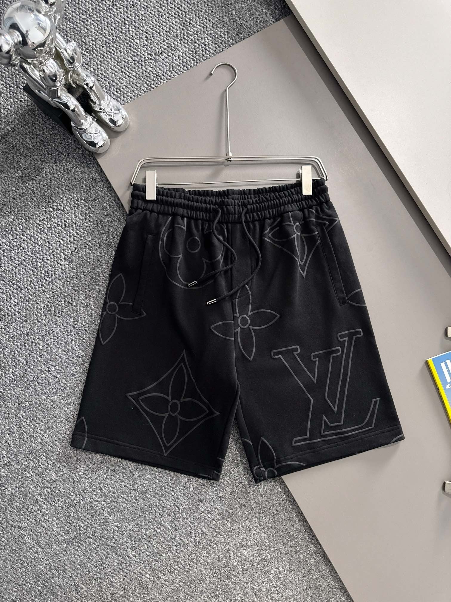 LV shorts