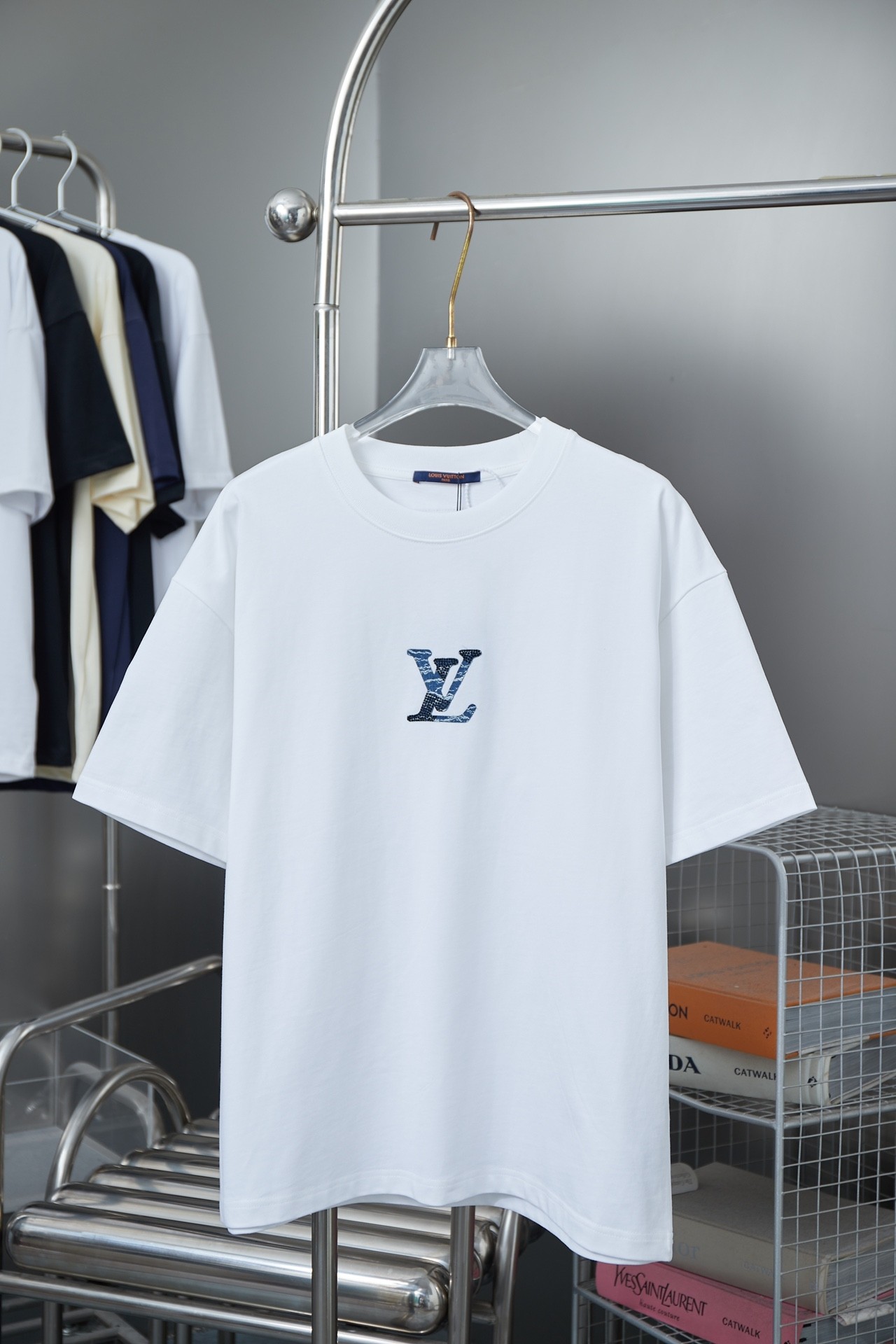 LV T-Shirt