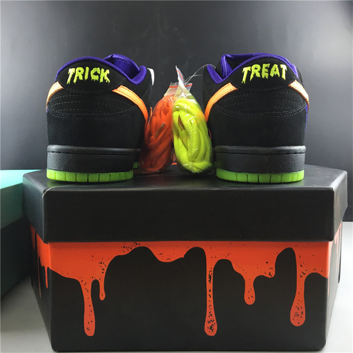 NK SB Dunk Low Night of Mischief Halloween BQ6817-006