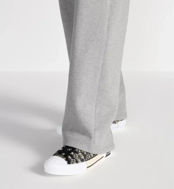 DR B23 League High-Top Sneaker
