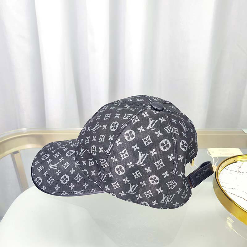 Classical Adjustable Black Baseball Cap MZ-916101