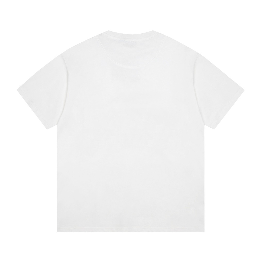 GUC Gradient Letter Logot shirt