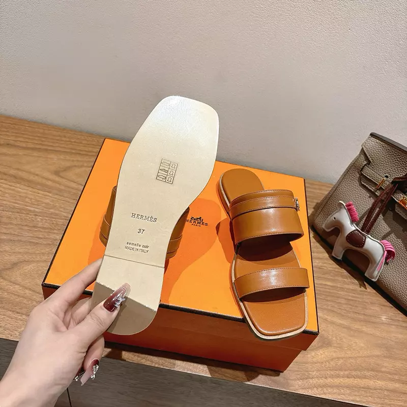 New High Quality Real Leather Slippers LX-872324