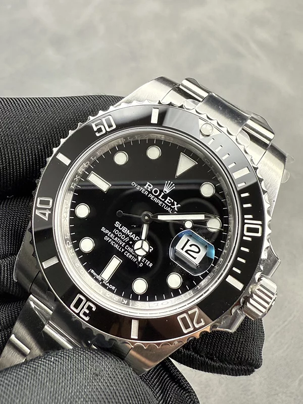 Classical 40mm diameter Black Dial Man’s Mechanical Watch WB-7180054