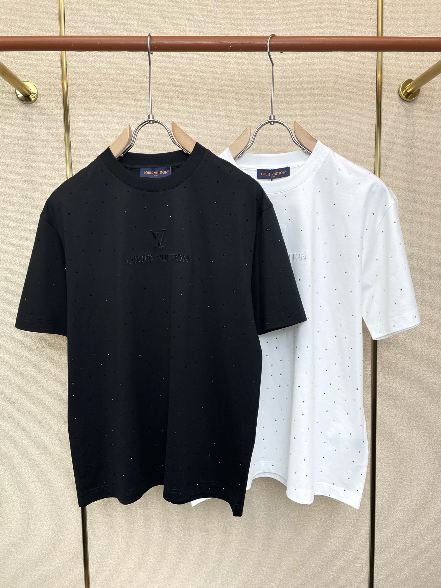 LV T-shirt（Multiple colors）